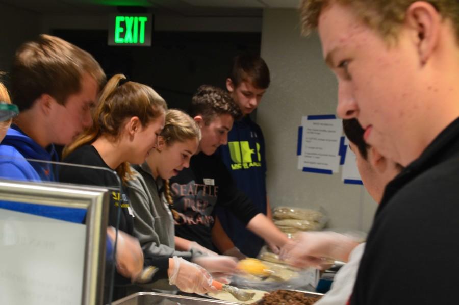 Urban Plunge Gives Sophomores Opportunity to Serve