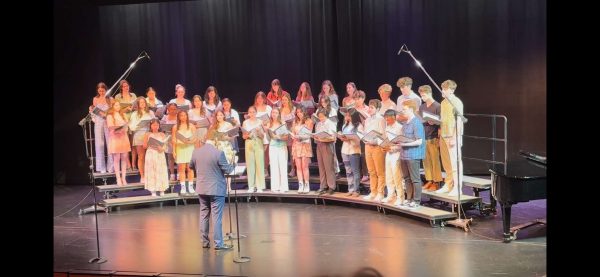 Seattle Prep’s Choir Program sings at the Spring Music Concert along with performances from Jazz Band.