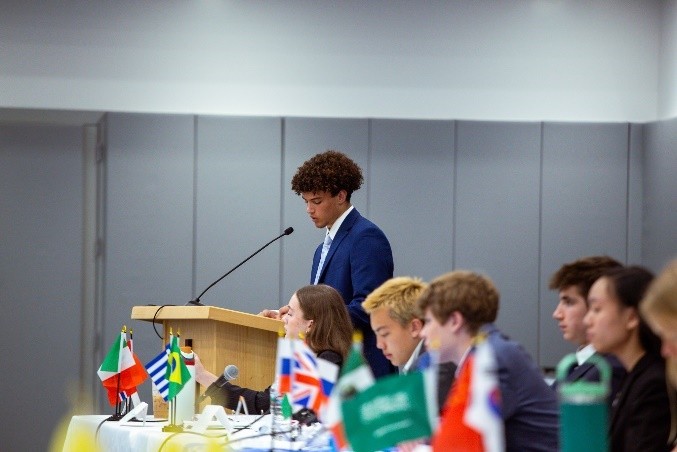 Teaching Global Diplomacy through Model UN